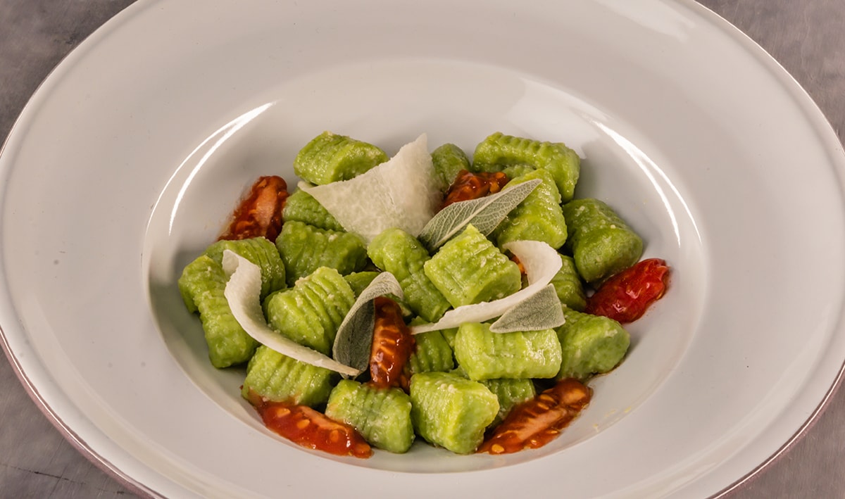 Gnocchis de Espinaca en Mantequilla de Salvia – - Receta