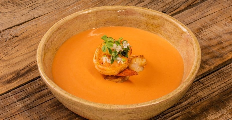 Aprovecha esta receta de crema de pejibaye para renovar tu menú