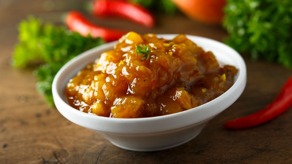 Chutney de mango con salsa lizano. Chutney de mango con salsa lizano.