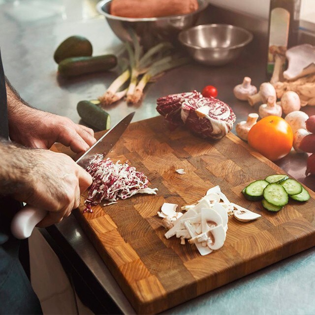 Trabaja con ingredientes que faciliten la operativa en cocina Trabaja con ingredientes que faciliten la operativa en cocina